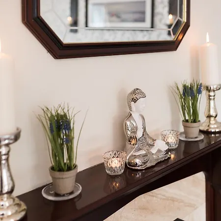 Great Location - City Center - 4 Bed Luxury House Galway
